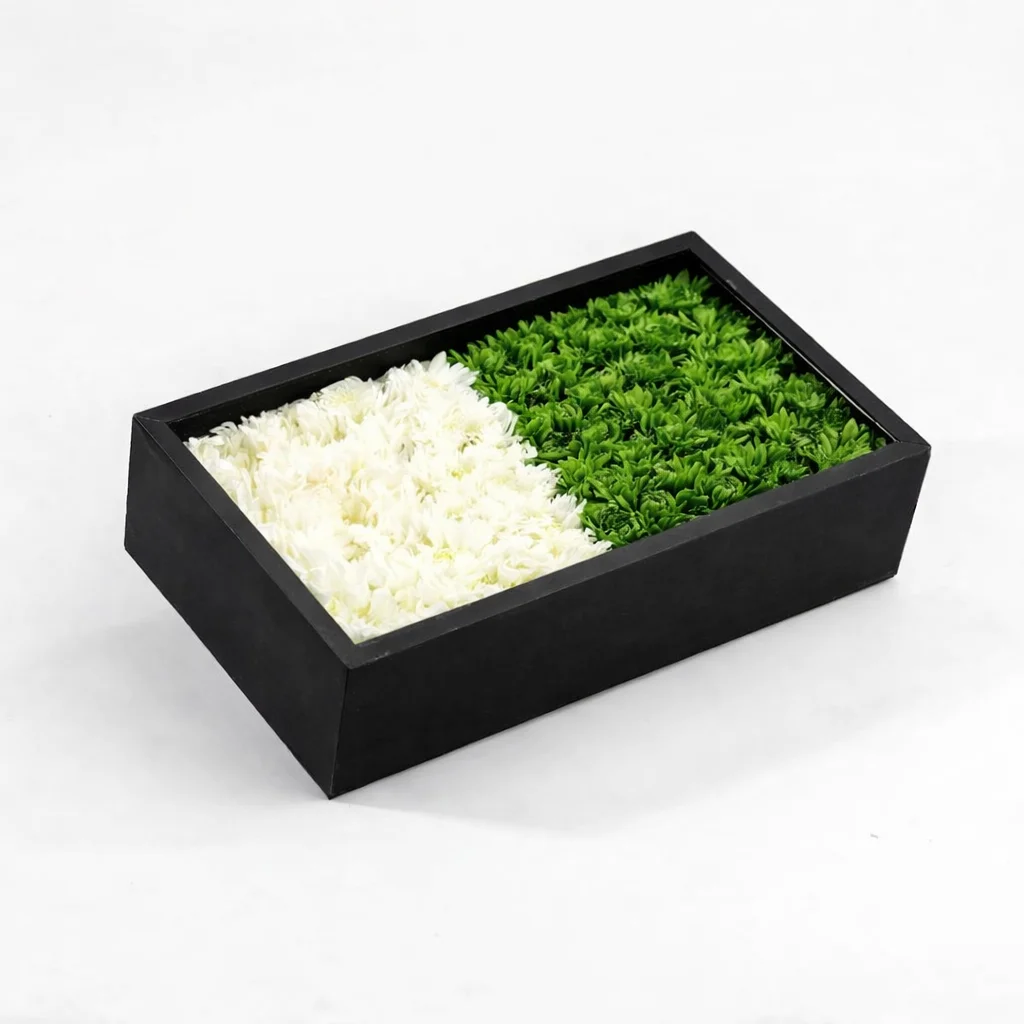 Saudi Arabia Flag Floral Box – Elegant Roses Arrangement